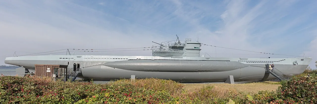 Laboe: U-Boot U-995 & Ehrenmal